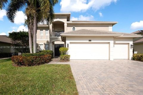 Купить виллу или дом в Стьюарт, Флорида 5 спален, 331.1м2, № 1972646 - фото 16