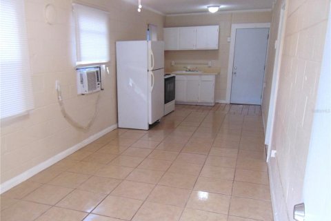 Villa ou maison à louer à Ocala, Floride: 2 chambres, 55.74 m2 № 2101316 - photo 6