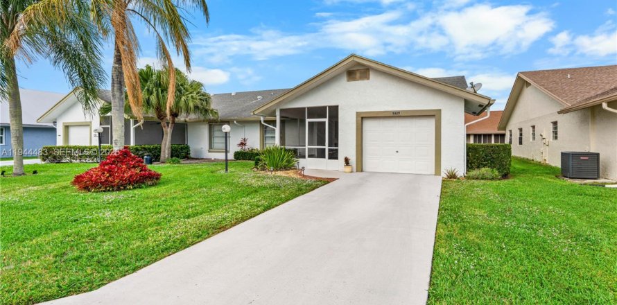 Casa en West Palm Beach, Florida 2 dormitorios, 141.12 m2 № 2002956