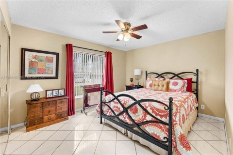 Casa en venta en West Palm Beach, Florida, 2 dormitorios, 141.12 m2 № 2002956 - foto 18