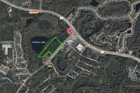 Land in New Port Richey, Florida № 1108381 - photo 1