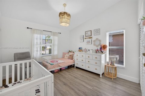 Купить виллу или дом в Майами, Флорида 3 спальни, 117.43м2, № 1932247 - фото 23