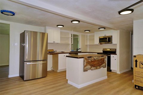 Casa en alquiler en Wewahitchka, Florida, 3 dormitorios, 117.8 m2 № 1917456 - foto 5