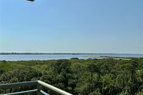 Condo in Merrit Island, Florida, 2 bedrooms  № 1283219 - photo 12