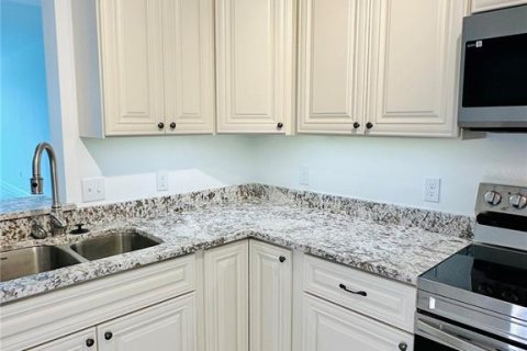 Condo in Merrit Island, Florida, 2 bedrooms  № 1283219 - photo 3
