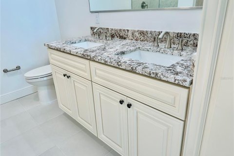 Condo in Merrit Island, Florida, 2 bedrooms  № 1283219 - photo 8