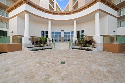 Condo in Merrit Island, Florida, 2 bedrooms  № 1283219 - photo 1