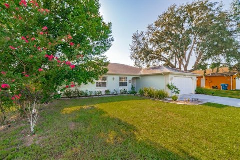 Villa ou maison à vendre à Spring Hill, Floride: 3 chambres, 147.44 m2 № 1909229 - photo 1