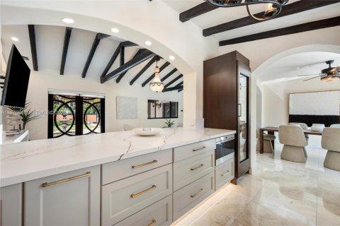 Villa ou maison à vendre à Miami Beach, Floride: 4 chambres, 188.59 m2 № 2040976 - photo 17