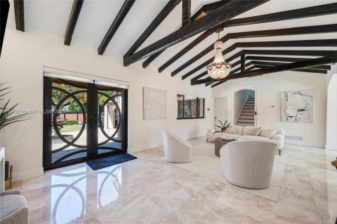 Villa ou maison à vendre à Miami Beach, Floride: 4 chambres, 188.59 m2 № 2040976 - photo 13