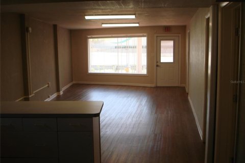 Commercial property in Sarasota, Florida 224.08 sq.m. № 1789170 - photo 12