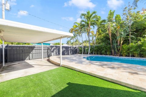 Casa en venta en Hollywood, Florida, 2 dormitorios, 117.24 m2 № 2001491 - foto 28