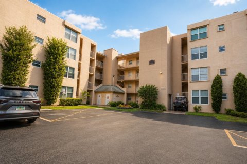 Condominio en venta en Davie, Florida, 2 dormitorios, 95.22 m2 № 2177015 - foto 20