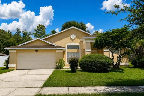 Villa ou maison à Orlando, Floride 4 chambres, 166.48 m2 № 2334147