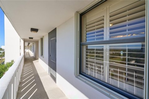 Copropriété à louer à Hutchinson Island South, Floride: 2 chambres, 116.22 m2 № 1073664 - photo 1