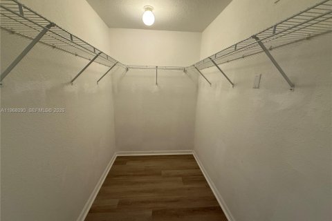 Touwnhouse à louer à North Lauderdale, Floride: 3 chambres, 149.94 m2 № 2029308 - photo 9