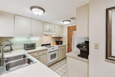 Condominio en venta en Palm Harbor, Florida, 1 dormitorio, 76.64 m2 № 1755025 - foto 15