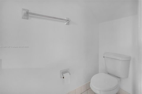 Condo in Homestead, Florida, 2 bedrooms  № 1953306 - photo 14