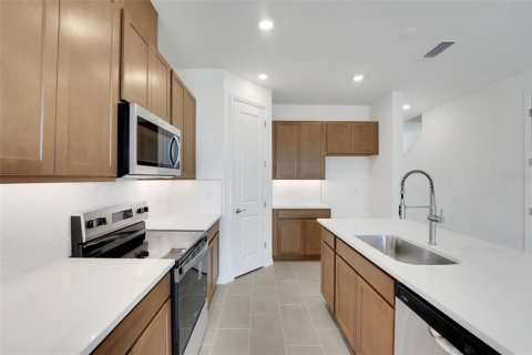 Touwnhouse à vendre à San Antonio, Floride: 3 chambres, 131.83 m2 № 2413839 - photo 12