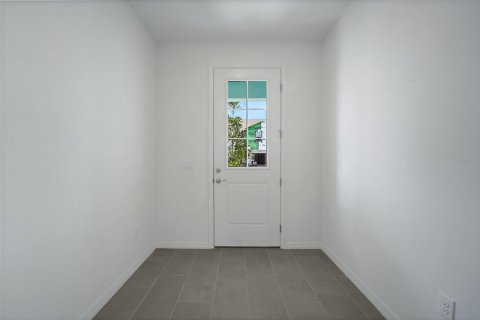 Touwnhouse à vendre à San Antonio, Floride: 3 chambres, 131.83 m2 № 2413839 - photo 6