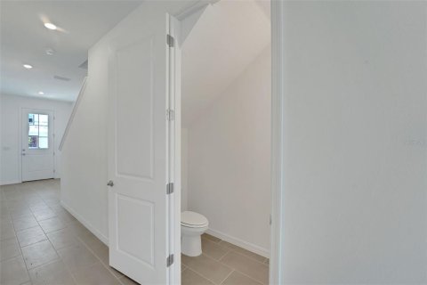 Touwnhouse à vendre à San Antonio, Floride: 3 chambres, 131.83 m2 № 2413839 - photo 8