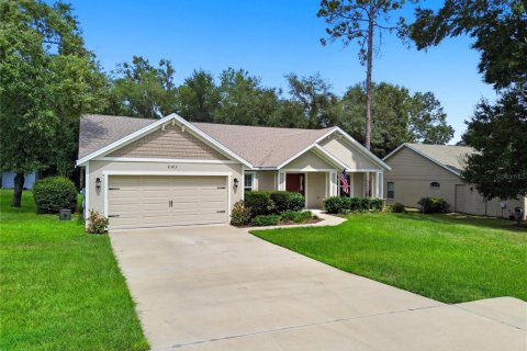 House in Ocala, Florida 3 bedrooms, 177.16 sq.m. № 1905525 - photo 2