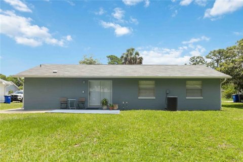 House in Edgewater, Florida 3 bedrooms, 114.46 sq.m. № 1769064 - photo 21