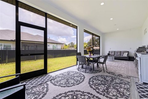 House in Saint Petersburg, Florida 3 bedrooms, 208.29 sq.m. № 1876408 - photo 18