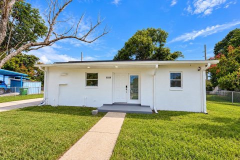 Villa ou maison à Deltona, Floride 1 chambre, 64.47 m2 № 2426011