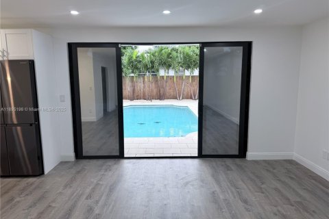 Villa ou maison à vendre à Hollywood, Floride: 3 chambres, 170.01 m2 № 1948274 - photo 14