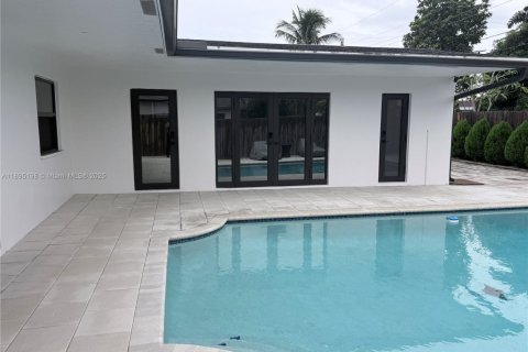 Villa ou maison à vendre à Hollywood, Floride: 3 chambres, 170.01 m2 № 1948274 - photo 17