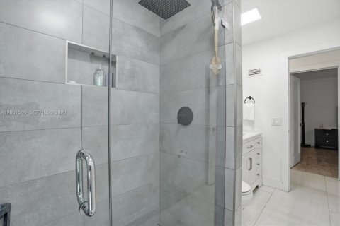 House in Sunrise, Florida 3 bedrooms, 148.64 sq.m. № 2069553 - photo 22