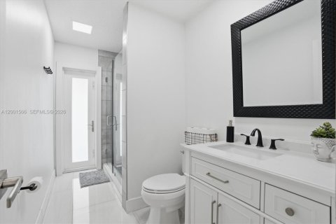 House in Sunrise, Florida 3 bedrooms, 148.64 sq.m. № 2069553 - photo 21