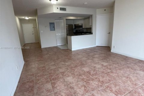 Condominio en venta en Surfside, Florida, 1 dormitorio, 74.32 m2 № 1986783 - foto 5