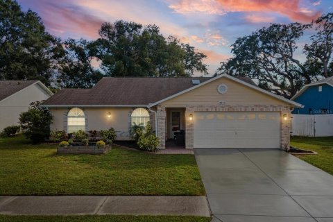House in New Port Richey, Florida 3 bedrooms, 163.42 sq.m. № 2422742 - photo 25