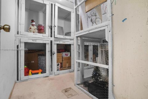 Condo in Plantation, Florida, 2 bedrooms  № 1467652 - photo 26