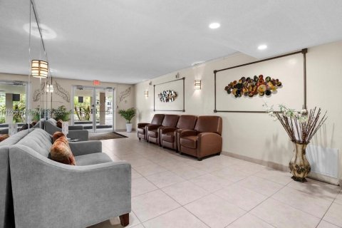 Condo in Plantation, Florida, 2 bedrooms  № 1467652 - photo 24