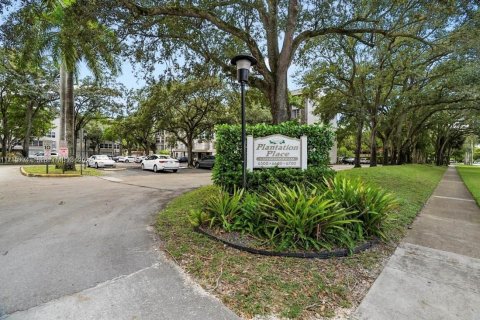 Condo in Plantation, Florida, 2 bedrooms  № 1467652 - photo 16