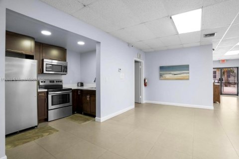 Condo in Plantation, Florida, 2 bedrooms  № 1467652 - photo 18