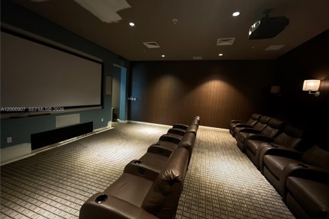 Condominio en venta en Miami, Florida, 2 dormitorios, 109.62 m2 № 2065092 - foto 24