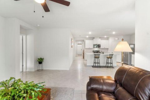 Villa ou maison à vendre à Sebastian, Floride: 4 chambres, 171.96 m2 № 2385537 - photo 8
