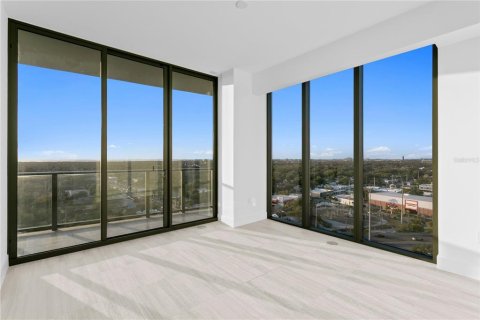 Condo in Tampa, Florida, 3 bedrooms  № 2221570 - photo 26
