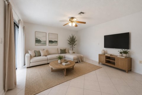 Adosado en venta en Boynton Beach, Florida, 2 dormitorios, 139.35 m2 № 2189887 - foto 5