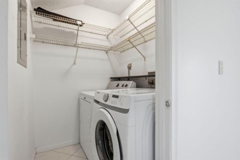 Adosado en venta en Boynton Beach, Florida, 2 dormitorios, 139.35 m2 № 2189887 - foto 30