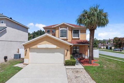 Villa ou maison à Orlando, Floride 4 chambres, 180.6 m2 № 2339233