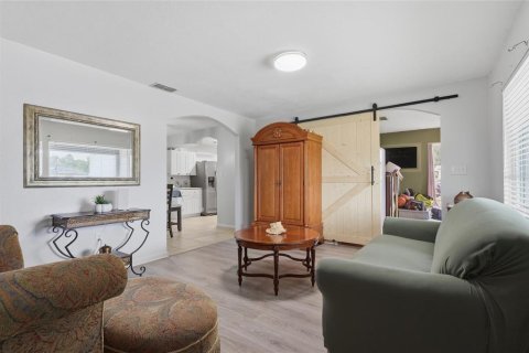 Villa ou maison à vendre à Seffner, Floride: 3 chambres, 177.07 m2 № 2395744 - photo 13