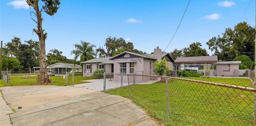 Villa ou maison à Seffner, Floride 3 chambres, 177.07 m2 № 2395744
