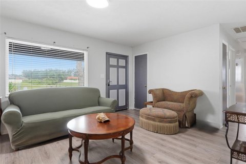 Villa ou maison à vendre à Seffner, Floride: 3 chambres, 177.07 m2 № 2395744 - photo 10
