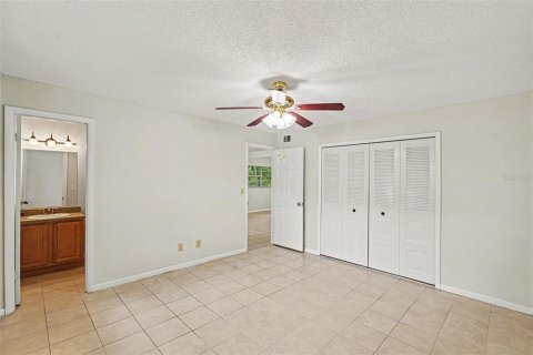 Villa ou maison à vendre à Brandon, Floride: 3 chambres, 122.72 m2 № 2408909 - photo 11