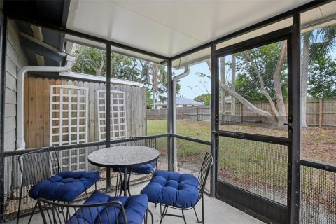 Casa en venta en Tarpon Springs, Florida, 2 dormitorios, 88.26 m2 № 2107208 - foto 20
